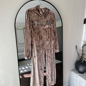 Fabletics Velvet lounge set in shimmer blush